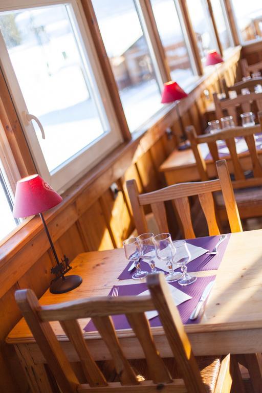 לה רוס Hotel Restaurant La Darbella מראה חיצוני תמונה