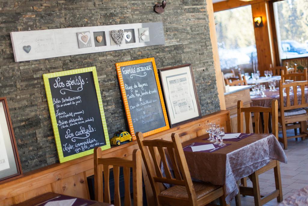 לה רוס Hotel Restaurant La Darbella מראה חיצוני תמונה