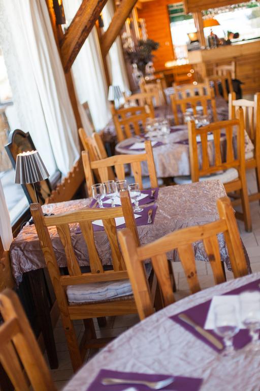 לה רוס Hotel Restaurant La Darbella מראה חיצוני תמונה