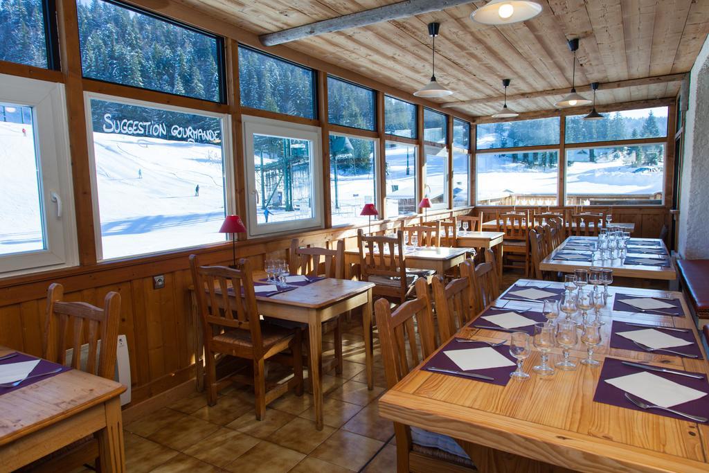 לה רוס Hotel Restaurant La Darbella מראה חיצוני תמונה