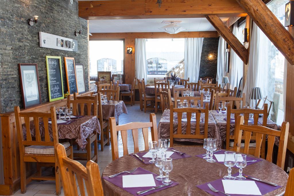 לה רוס Hotel Restaurant La Darbella מראה חיצוני תמונה